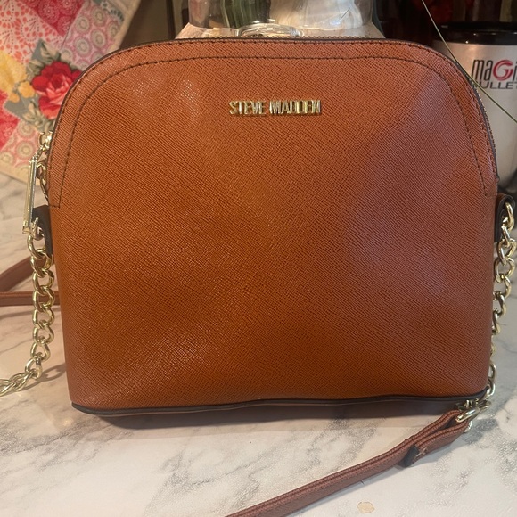 Steve Madden Handbags - Steve Madden crossbody